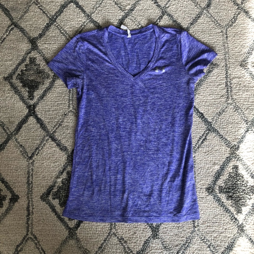 Under armour loose-fit v-neck top